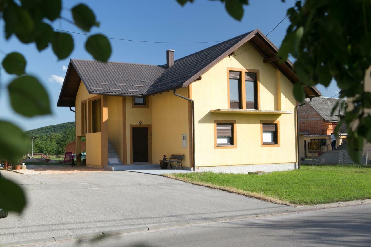 Apartman Lori Otočac Extérieur photo