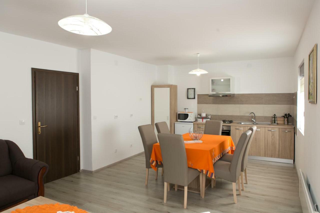 Apartman Lori Otočac Extérieur photo