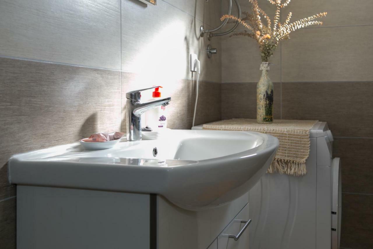 Apartman Lori Otočac Extérieur photo